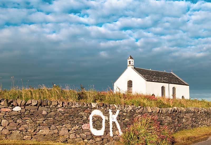 portnahaven-kerk Kerk van Portnahaven en OK Corner